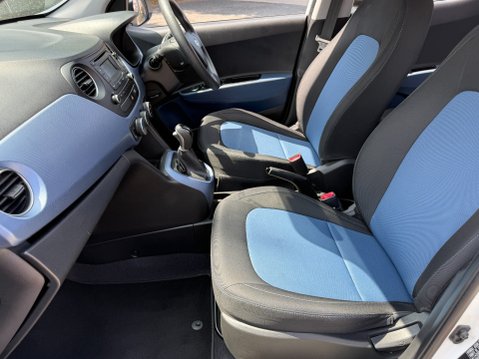 Hyundai i10 SE *22,532 MILES* 23