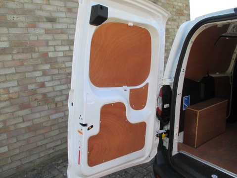Ford Transit Courier 1.0 EcoBoost Leader L1 Euro 6 (s/s) 5dr 41