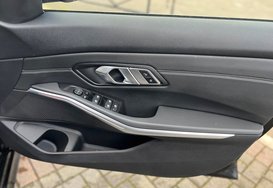 BMW 3 Series 318D SPORT 16