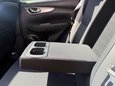 Nissan Qashqai 1.3 DIG-T N-Connecta Euro 6 (s/s) 5dr 35