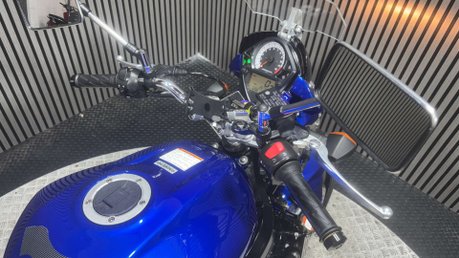 Suzuki SV650 N 2005 ONLY 25K MOT NAKED PERFECT A2 BIKE 650CC 17