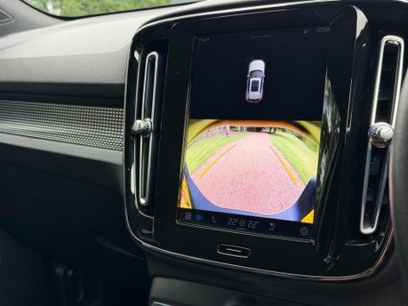 Volvo XC40 B4 PLUS 9