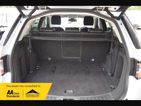 Land Rover Discovery Sport 2.0 Discovery Sport SE Tech TD4 4WD 5dr 34