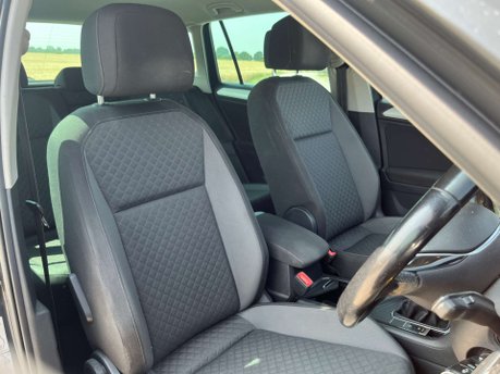 Volkswagen Tiguan 2.0 Tiguan SE Nav TDI BlueMotion Technology 5dr 18