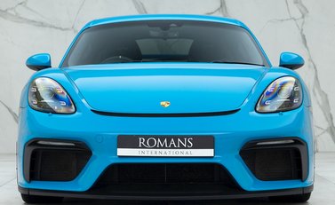 Porsche 718 Cayman GT4 4