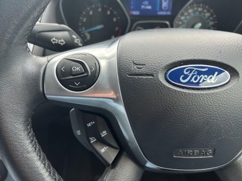 Ford Focus 1.6 Titanium Navigator Powershift Euro 5 5dr 47