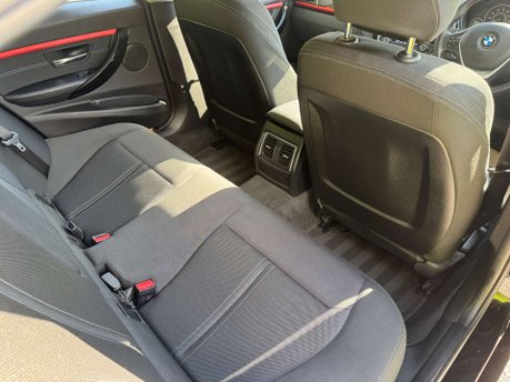 BMW 3 Series 1.5 318i Sport Auto 4dr 38