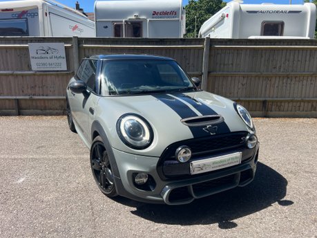 Mini Hatch 2.0 CHALLENGE 210 EDITION AUTOMATIC 3dr 1