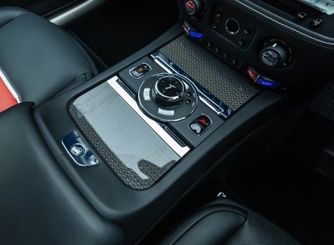 Rolls-Royce Wraith Black Badge 25