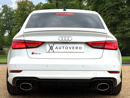 Audi A3 RS 3 QUATTRO 6