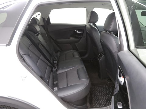 Kia Niro 1.6 GDi 2 DCT Euro 6 (s/s) 5dr 22