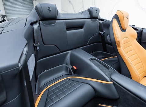 Ferrari Roma SPIDER 17