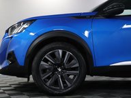 Peugeot 2008 GT PREMIUM 27