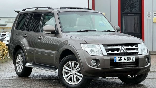 Mitsubishi Shogun 3.2 DI-DC SG3 SUV 5dr Diesel Auto 4WD Euro 5 LWB (197 ps) Service History