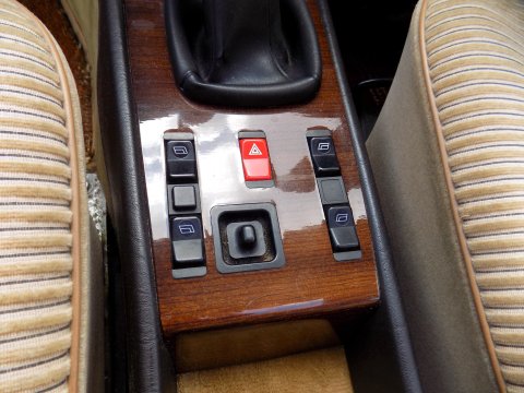 Mercedes-Benz W123 230 CE Pillarless Coupe 64
