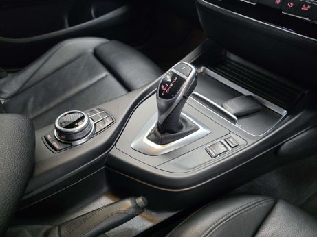 BMW 1 Series 3.0 M140i Shadow Edition Hatchback 5dr Petrol Auto Euro 6 (s/s) (340 ps) 6