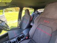 Volkswagen Golf GTI CLUBSPORT TSI DSG 24