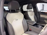 Bentley Bentayga 4.0 V8 SUV 5dr Petrol Auto 4WD Euro 6 (s/s) (550 ps) 29