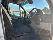 Mercedes-Benz Sprinter 516 Cdi 4x4 Lwb Hr Panel Van - Tail Lift / Air Con 16
