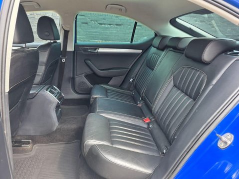 Skoda Superb 1.5 TSI ACT SE Technology Euro 6 (s/s) 5dr 11