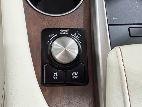 Lexus RX 450H TAKUMI 65