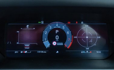 Land Rover Defender OCTA EDITION ONE 26