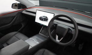 Tesla Model Y LONG RANGE Premium AWD TOW BAR 20" Helix 2.0 Alloys GROK AI Adaptive LEDS 4