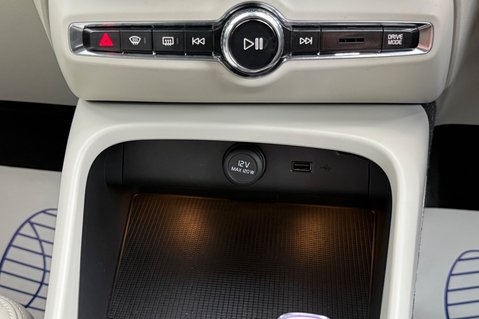 Volvo XC40 T5 INSCRIPTION AWD -XENIUM -360 CAMERA -PAN ROOF -HARMAN KARDON -WINTER PAC 49
