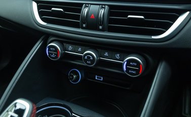 Alfa Romeo Giulia GTA 24