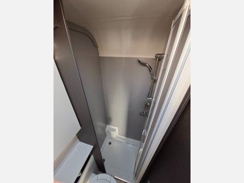 Swift Voyager 564 20