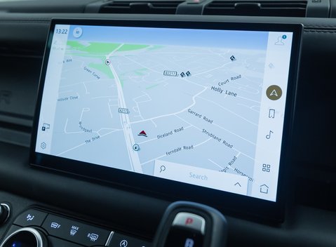 Land Rover Defender 110 V8 P525 23