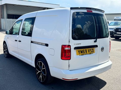 Volkswagen Caddy Maxi 2.0 TDI C20 Crew Van Double Cab 5dr Diesel Manual LWB Euro 6 (s/s) (102 ps) 18