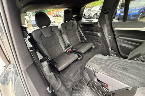 Volvo XC90 RECHARGE T8 R-DESIGN PRO AWD -B&W -POWER TOWBAR -PAN ROOF -LOUNGE PACK 70