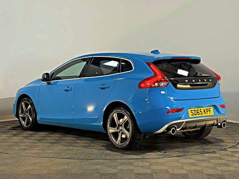 Volvo V40 R-DESIGN D3 MANUAL 10