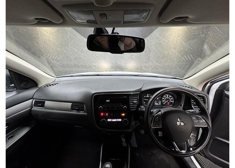 Mitsubishi Outlander 2.2 DI-D 3 SUV 5dr Diesel Manual 4WD Euro 6 (s/s) (147 ps) 62