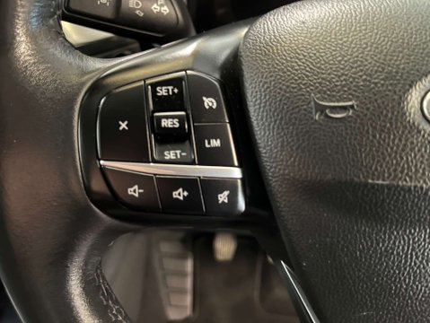 Ford Kuga 1.5 Kuga Titanium Edition 5dr 19