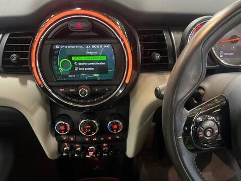 Mini Hatch 1.5 Cooper Exclusive Steptronic Euro 6 (s/s) 3dr 18