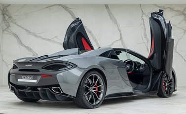 McLaren 570S Spider 10