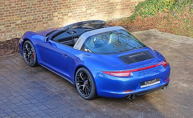 Porsche 911 (991) Targa 4 GTS 10