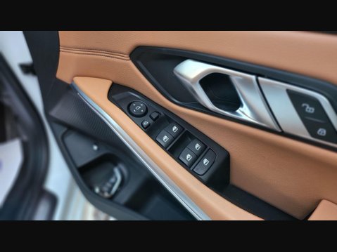 BMW 3 Series 330E M SPORT PHEV 21