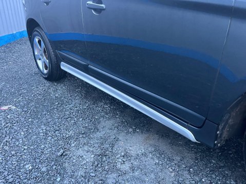 Volvo XC60 2.4 D5 R-Design Nav Geartronic AWD Euro 5 5dr 58