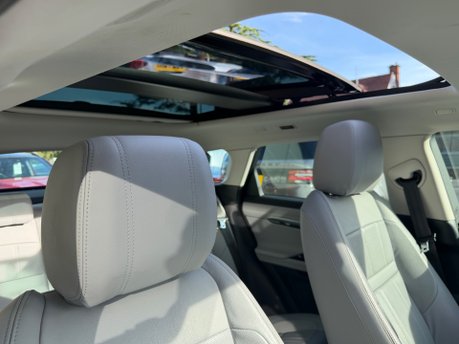 Land Rover Range Rover Evoque SE MHEV 26