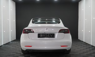 Tesla Model 3 RWD GROK AI Ryzen Chip 1 Owner Adaptive LEDs Heat Pump Panoramic Roof VAT Q 8
