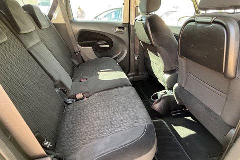 Citroen C3 Picasso EXCLUSIVE HDI.. ONLY £35 ROAD TAX.. SERVICE HISTORY.. STUNNING COLOUR 11