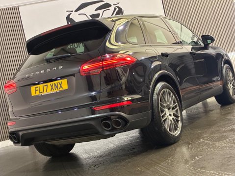 Porsche Cayenne 3.0 TD V6 Platinum Edition TiptronicS 4WD Euro 6 (s/s) 5dr 24