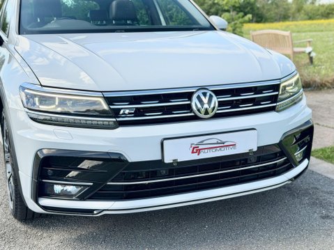 Volkswagen Tiguan 2.0 TDI R-Line Euro 6 (s/s) 5dr 19