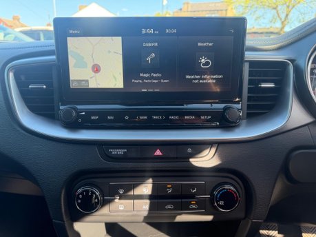 Kia Ceed 2 NAV ISG 14