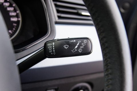 SEAT Arona TSI SE TECHNOLOGY 13