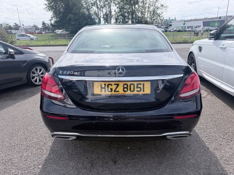 Mercedes-Benz E Class 2.0 E 220 D SE PREMIUM 6