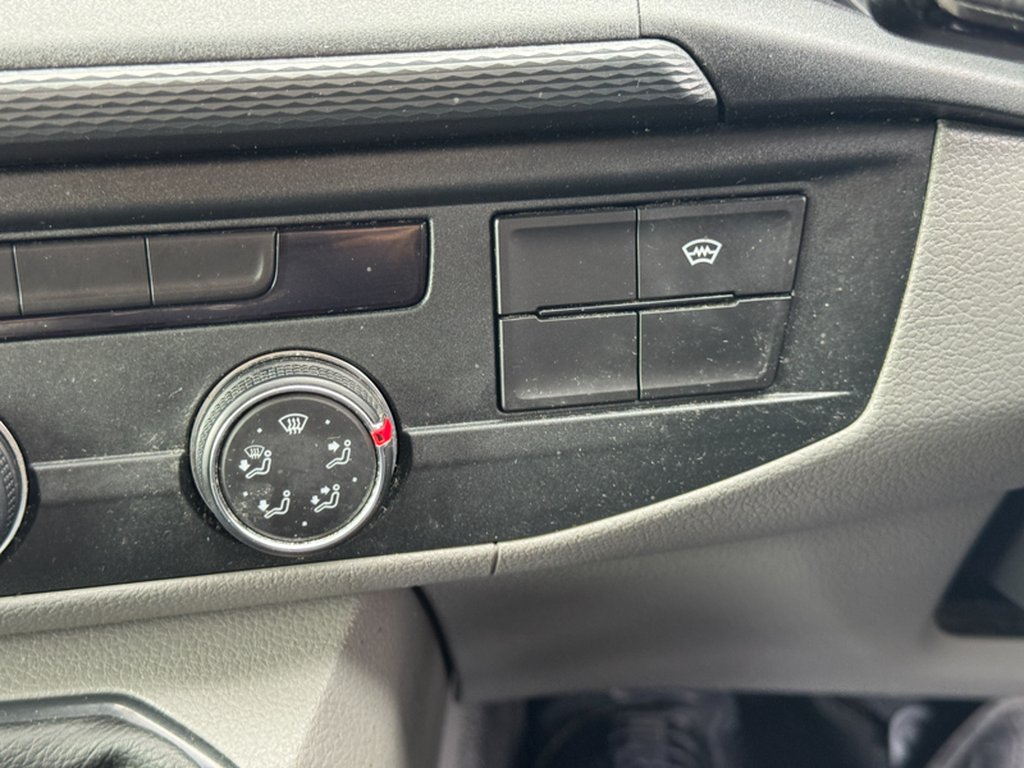 2021 Volkswagen TransporterSWB L1H1 Low Roof Highline T30 Air Con Alloys Sensors EURO 6 — thumbnail 35 of 51